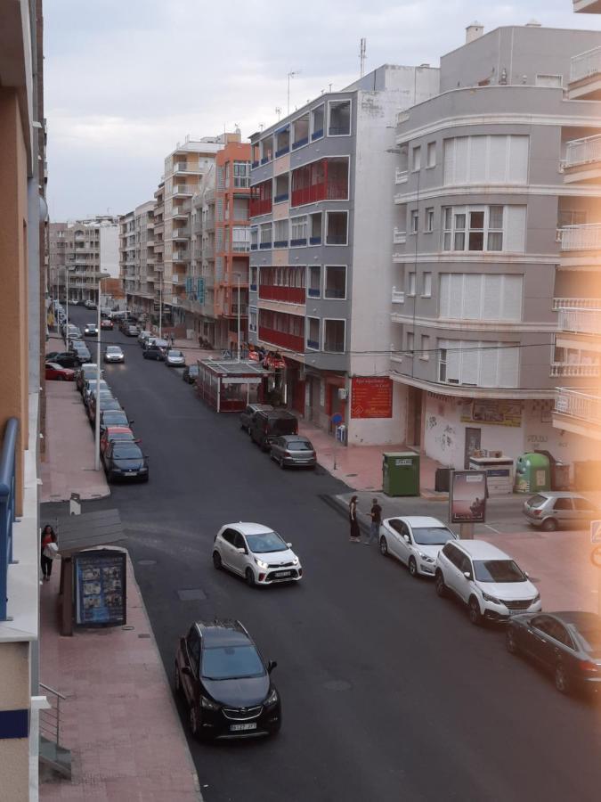 Moderno Apartamento Familiar Junto Al Mar - Conejito Apartment Torrevieja Bagian luar foto